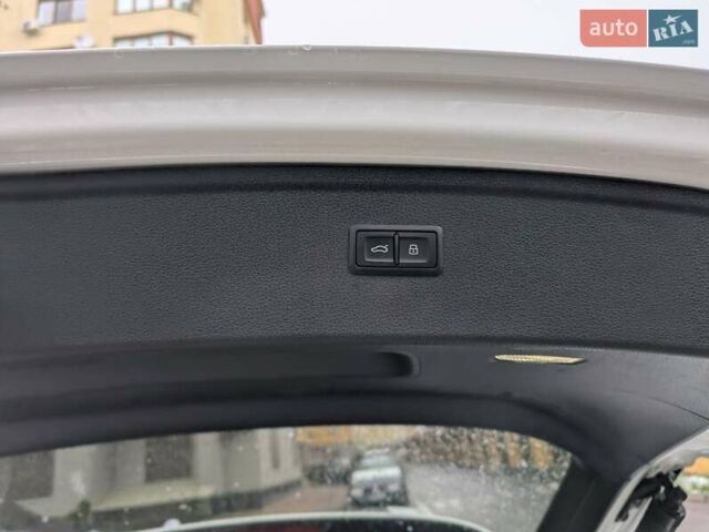 Білий Ауді Ку 5, об'ємом двигуна 2 л та пробігом 199 тис. км за 29999 $, фото 28 на Automoto.ua