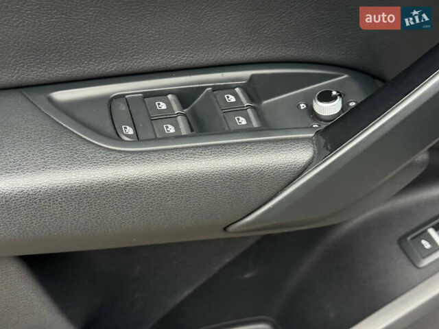 Белый Ауди Ку 5, объемом двигателя 1.98 л и пробегом 200 тыс. км за 22499 $, фото 34 на Automoto.ua