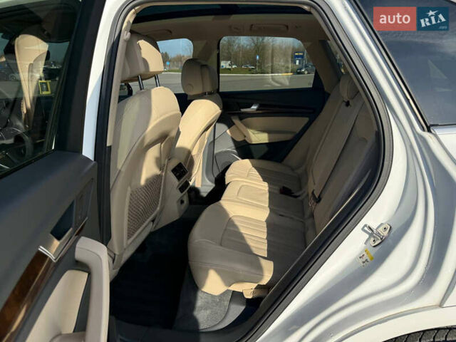 Белый Ауди Ку 5, объемом двигателя 1.98 л и пробегом 161 тыс. км за 23800 $, фото 12 на Automoto.ua