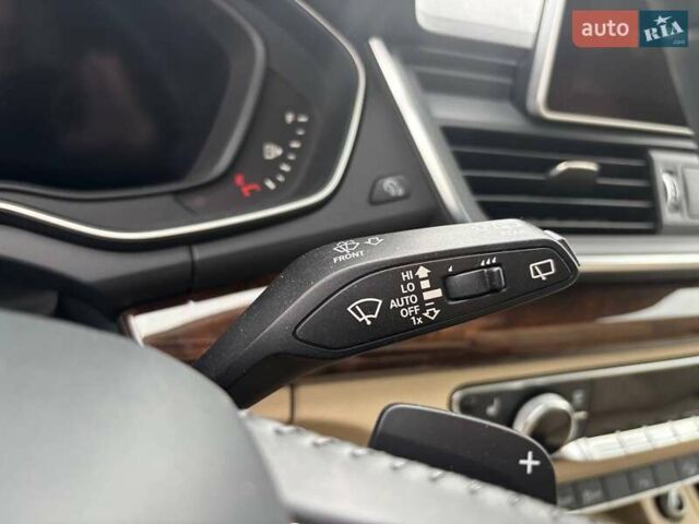 Білий Ауді Ку 5, об'ємом двигуна 2 л та пробігом 215 тис. км за 22000 $, фото 32 на Automoto.ua