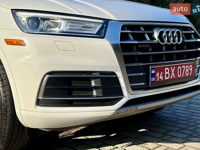 Білий Ауді Ку 5, об'ємом двигуна 1.98 л та пробігом 162 тис. км за 20500 $, фото 7 на Automoto.ua