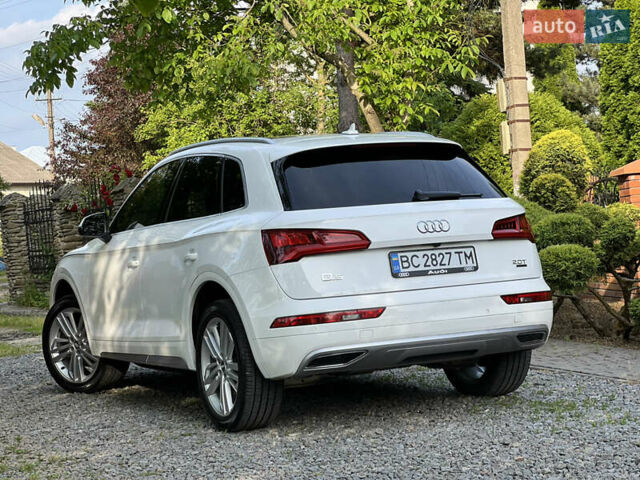 Білий Ауді Ку 5, об'ємом двигуна 2 л та пробігом 50 тис. км за 24899 $, фото 23 на Automoto.ua