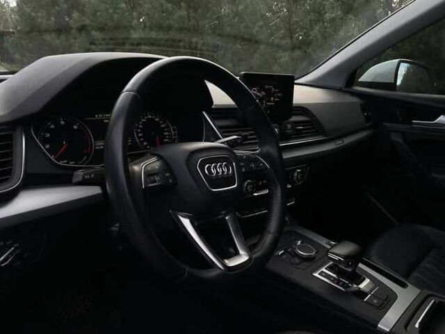 Білий Ауді Ку 5, об'ємом двигуна 2 л та пробігом 71 тис. км за 17600 $, фото 5 на Automoto.ua