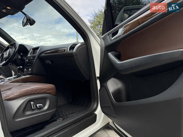 Белый Ауди Ку 5, объемом двигателя 1.98 л и пробегом 112 тыс. км за 21100 $, фото 14 на Automoto.ua