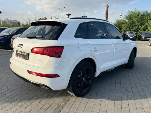 Белый Ауди Ку 5, объемом двигателя 2 л и пробегом 187 тыс. км за 27300 $, фото 12 на Automoto.ua