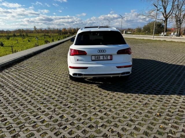 Белый Ауди Ку 5, объемом двигателя 2.9 л и пробегом 116 тыс. км за 31999 $, фото 3 на Automoto.ua