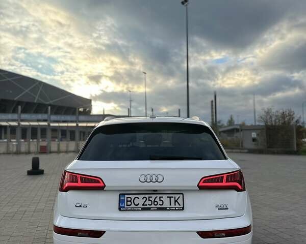 Белый Ауди Ку 5, объемом двигателя 1.98 л и пробегом 143 тыс. км за 24000 $, фото 11 на Automoto.ua