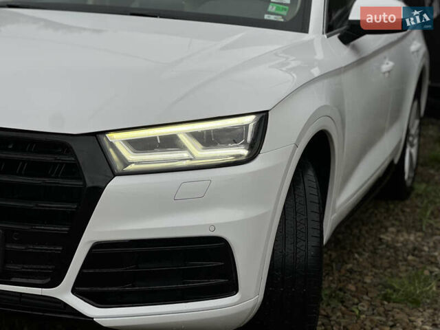 Ауди Ку 5 2017 в Стрые на Automoto.ua Белый Ауди Ку 5, объемом двигателя 2 л и пробегом 215 тыс. км за 23800 $, фото 10 на Automoto.ua