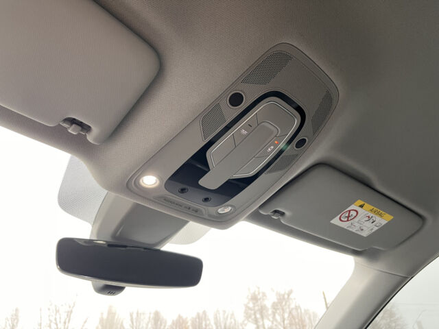 Білий Ауді Ку 5, об'ємом двигуна 2 л та пробігом 105 тис. км за 35999 $, фото 7 на Automoto.ua