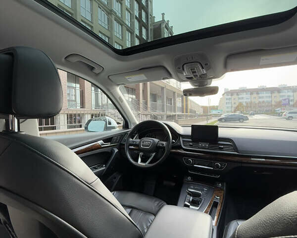 Білий Ауді Ку 5, об'ємом двигуна 1.98 л та пробігом 100 тис. км за 26500 $, фото 37 на Automoto.ua