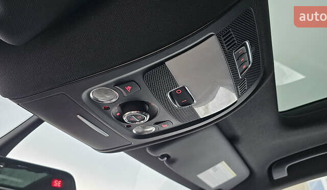 Білий Ауді Ку 5, об'ємом двигуна 2 л та пробігом 206 тис. км за 18500 $, фото 22 на Automoto.ua