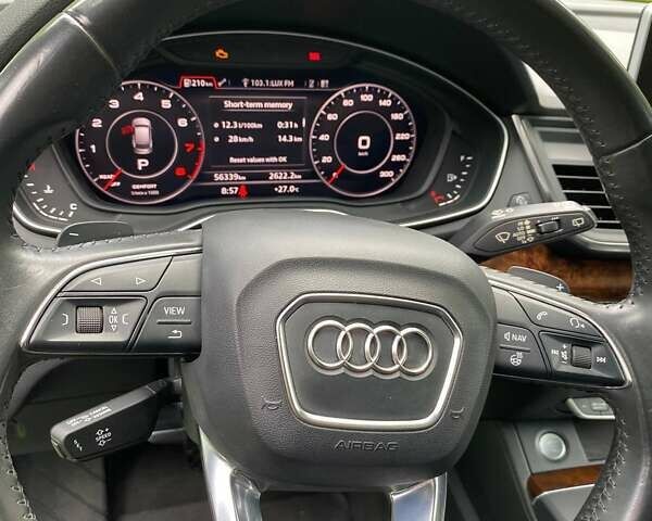 Белый Ауди Ку 5, объемом двигателя 1.98 л и пробегом 65 тыс. км за 31500 $, фото 16 на Automoto.ua