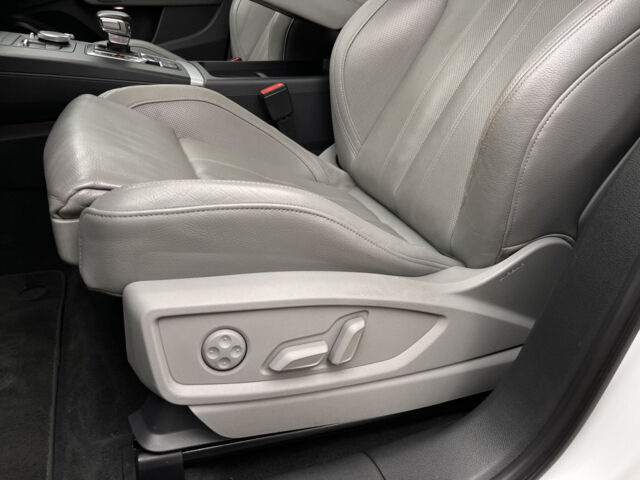 Белый Ауди Ку 5, объемом двигателя 2 л и пробегом 105 тыс. км за 34999 $, фото 3 на Automoto.ua