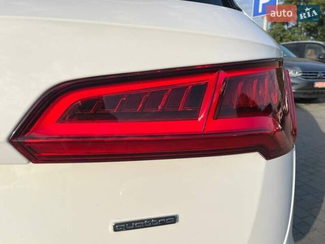 Білий Ауді Ку 5, об'ємом двигуна 1.98 л та пробігом 206 тис. км за 20600 $, фото 16 на Automoto.ua