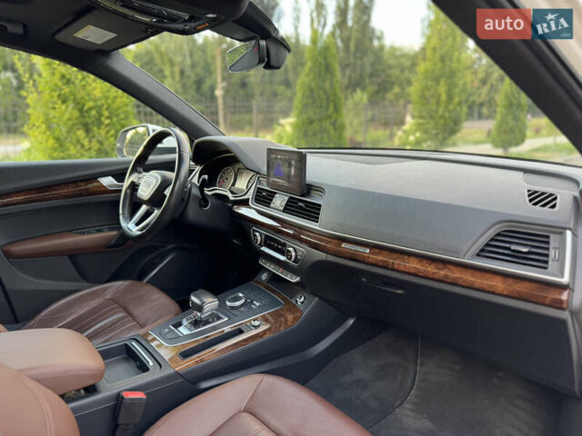 Белый Ауди Ку 5, объемом двигателя 2 л и пробегом 127 тыс. км за 24900 $, фото 69 на Automoto.ua