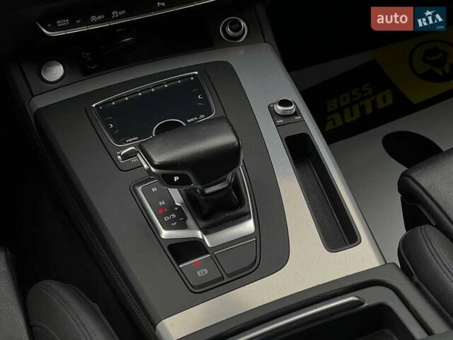 Белый Ауди Ку 5, объемом двигателя 1.98 л и пробегом 166 тыс. км за 24000 $, фото 21 на Automoto.ua