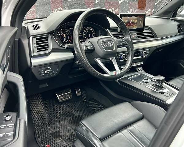 Белый Ауди Ку 5, объемом двигателя 1.98 л и пробегом 138 тыс. км за 29500 $, фото 26 на Automoto.ua
