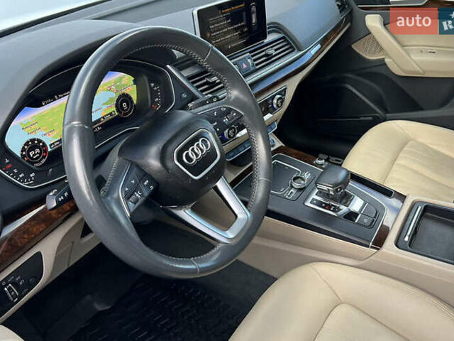 Білий Ауді Ку 5, об'ємом двигуна 1.98 л та пробігом 91 тис. км за 20600 $, фото 7 на Automoto.ua