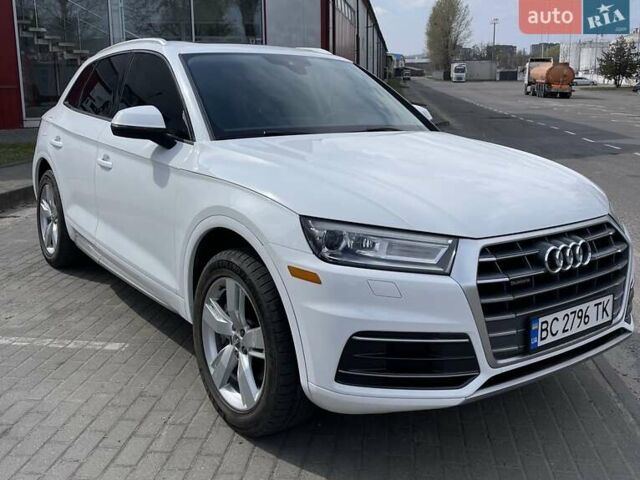 Білий Ауді Ку 5, об'ємом двигуна 1.98 л та пробігом 105 тис. км за 23499 $, фото 7 на Automoto.ua