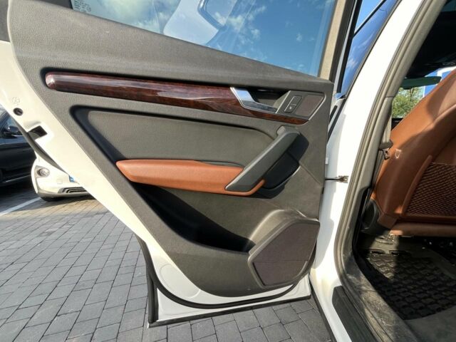 Белый Ауди Ку 5, объемом двигателя 2 л и пробегом 187 тыс. км за 27300 $, фото 34 на Automoto.ua