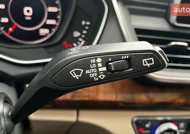 Белый Ауди Ку 5, объемом двигателя 2 л и пробегом 142 тыс. км за 25990 $, фото 75 на Automoto.ua