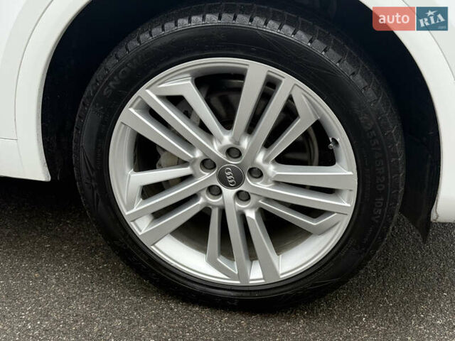 Белый Ауди Ку 5, объемом двигателя 1.98 л и пробегом 68 тыс. км за 25500 $, фото 11 на Automoto.ua