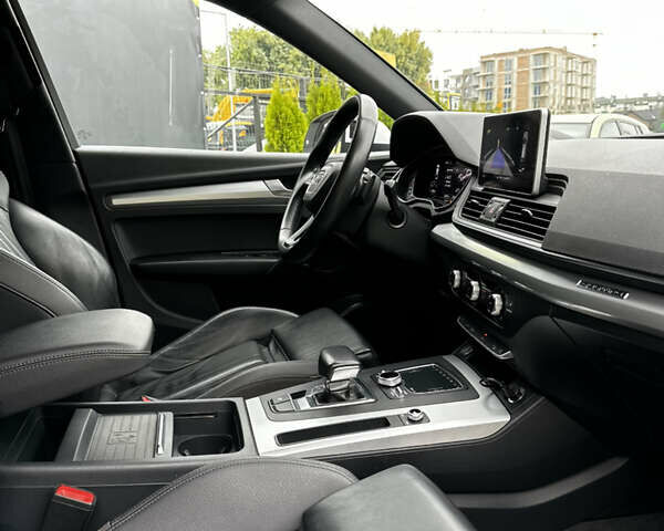 Білий Ауді Ку 5, об'ємом двигуна 1.97 л та пробігом 223 тис. км за 30900 $, фото 21 на Automoto.ua