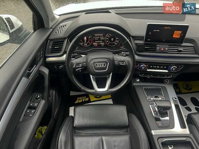 Белый Ауди Ку 5, объемом двигателя 1.98 л и пробегом 166 тыс. км за 24000 $, фото 13 на Automoto.ua