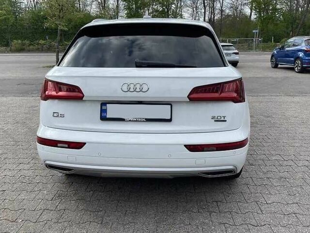 Ауді Ку 5 2017 у Львові на Automoto.ua Білий Ауді Ку 5, об'ємом двигуна 2 л та пробігом 137 тис. км за 18300 $, фото 2 на Automoto.ua