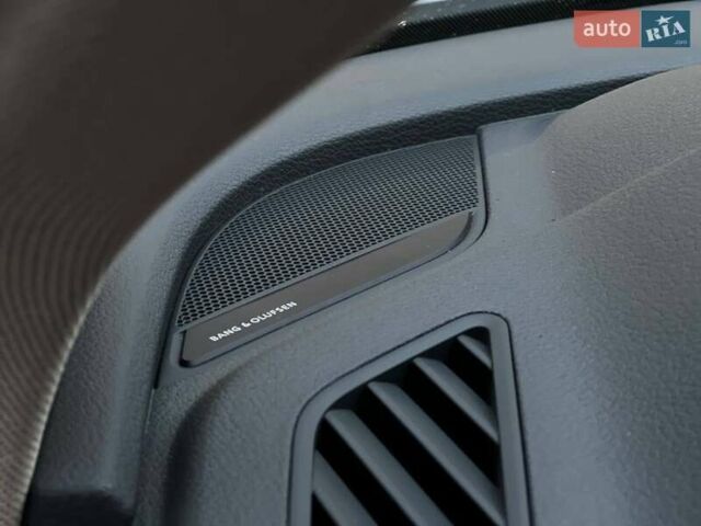 Белый Ауди Ку 5, объемом двигателя 2 л и пробегом 142 тыс. км за 25990 $, фото 29 на Automoto.ua