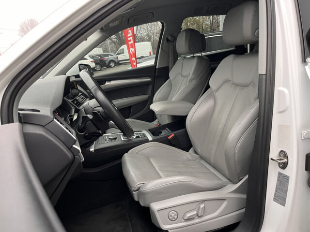 Білий Ауді Ку 5, об'ємом двигуна 2 л та пробігом 105 тис. км за 35999 $, фото 2 на Automoto.ua