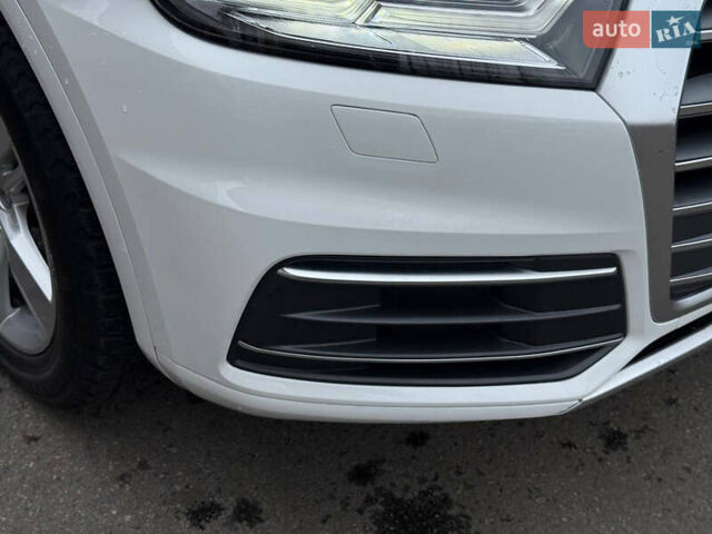 Белый Ауди Ку 5, объемом двигателя 1.98 л и пробегом 200 тыс. км за 22499 $, фото 31 на Automoto.ua