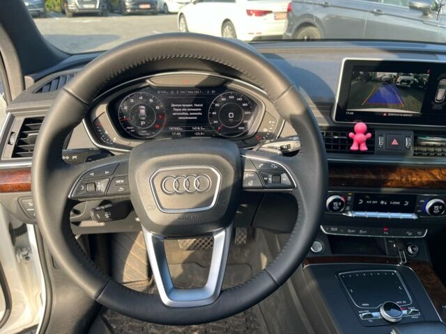 Белый Ауди Ку 5, объемом двигателя 2 л и пробегом 187 тыс. км за 27300 $, фото 23 на Automoto.ua