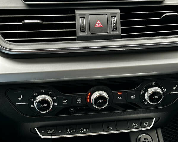 Білий Ауді Ку 5, об'ємом двигуна 1.97 л та пробігом 223 тис. км за 30900 $, фото 14 на Automoto.ua