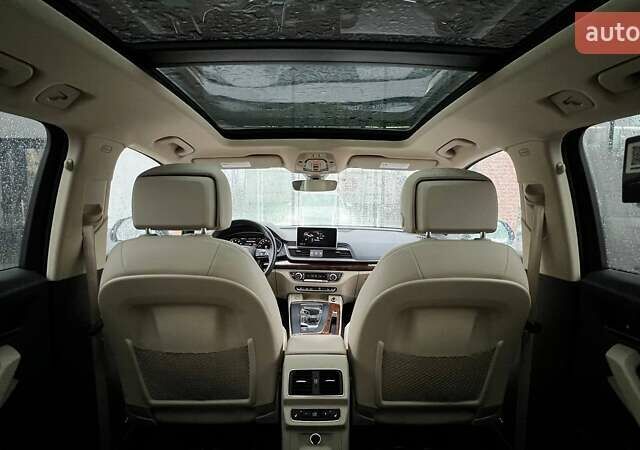 Белый Ауди Ку 5, объемом двигателя 2 л и пробегом 142 тыс. км за 25990 $, фото 56 на Automoto.ua