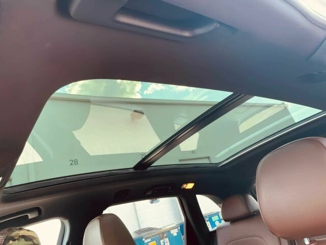 Білий Ауді Ку 5, об'ємом двигуна 2 л та пробігом 63 тис. км за 4200 $, фото 11 на Automoto.ua