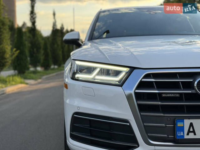 Белый Ауди Ку 5, объемом двигателя 2 л и пробегом 127 тыс. км за 24900 $, фото 30 на Automoto.ua