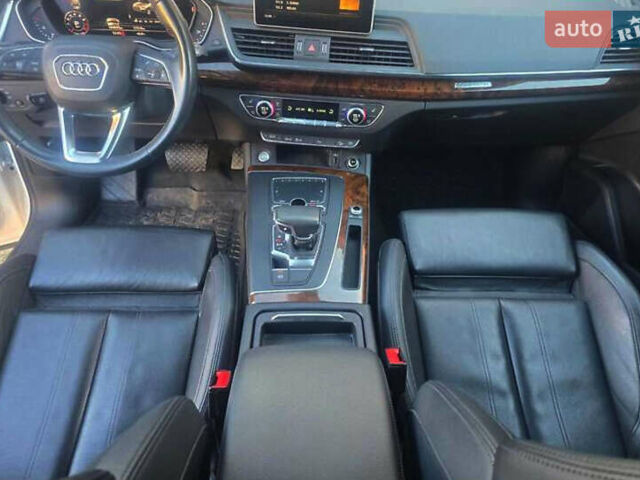 Белый Ауди Ку 5, объемом двигателя 1.98 л и пробегом 121 тыс. км за 29900 $, фото 12 на Automoto.ua