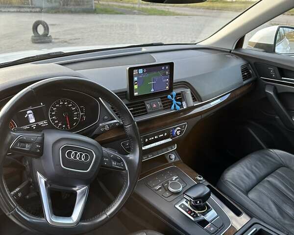 Белый Ауди Ку 5, объемом двигателя 1.98 л и пробегом 143 тыс. км за 24000 $, фото 14 на Automoto.ua