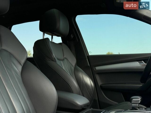 Белый Ауди Ку 5, объемом двигателя 1.98 л и пробегом 173 тыс. км за 26000 $, фото 80 на Automoto.ua