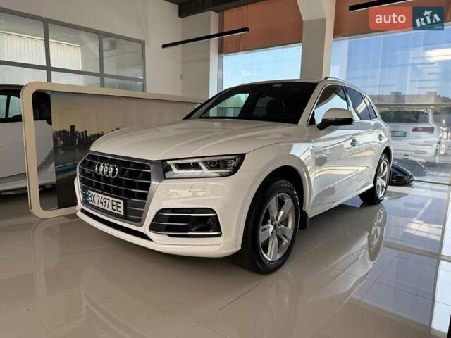 Ауді Ку 5 2017 у Хмельницькому на Automoto.ua Білий Ауді Ку 5, об'ємом двигуна 1.97 л та пробігом 105 тис. км за 33200 $, фото 1 на Automoto.ua