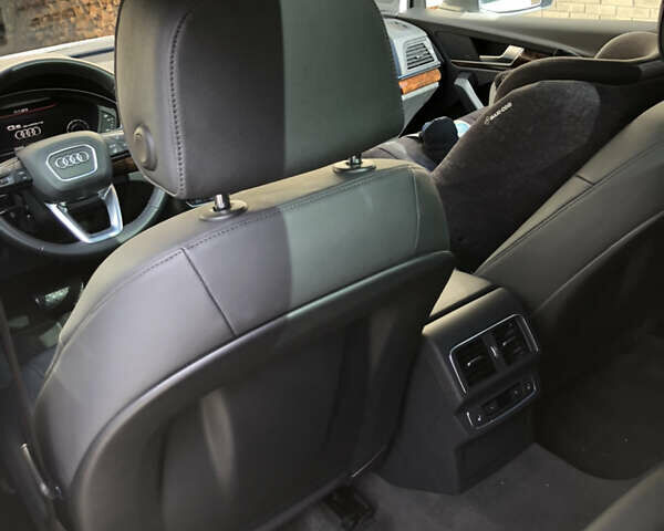 Белый Ауди Ку 5, объемом двигателя 1.97 л и пробегом 132 тыс. км за 39900 $, фото 14 на Automoto.ua