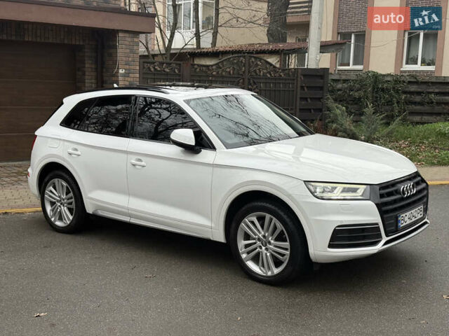 Белый Ауди Ку 5, объемом двигателя 1.98 л и пробегом 68 тыс. км за 25500 $, фото 6 на Automoto.ua