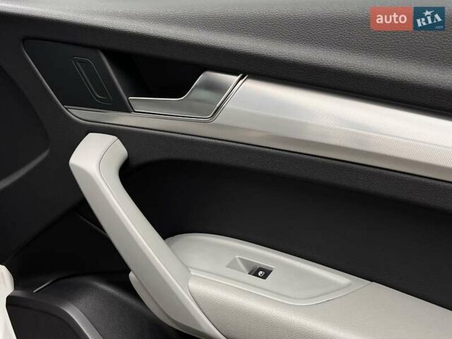 Белый Ауди Ку 5, объемом двигателя 1.98 л и пробегом 104 тыс. км за 36000 $, фото 29 на Automoto.ua