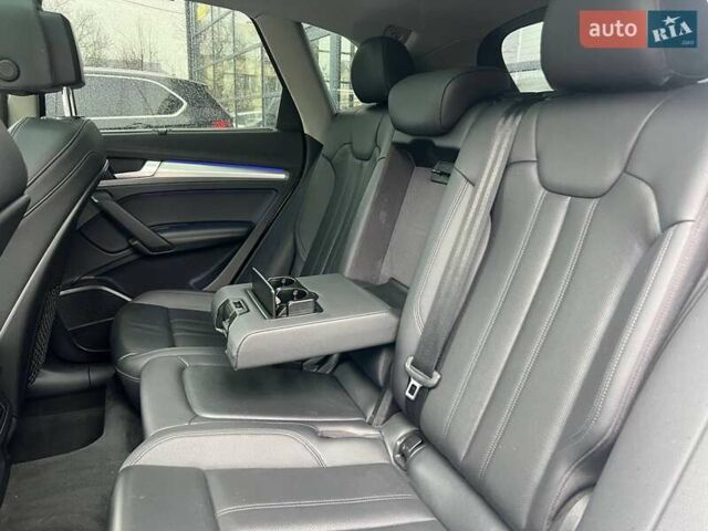 Белый Ауди Ку 5, объемом двигателя 1.98 л и пробегом 166 тыс. км за 24000 $, фото 27 на Automoto.ua