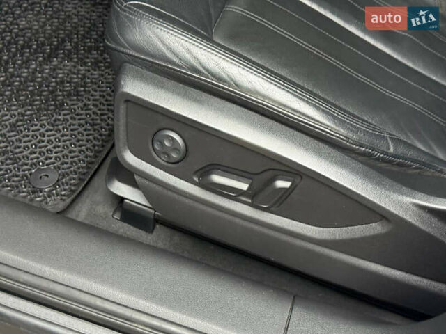 Белый Ауди Ку 5, объемом двигателя 1.98 л и пробегом 200 тыс. км за 22499 $, фото 37 на Automoto.ua