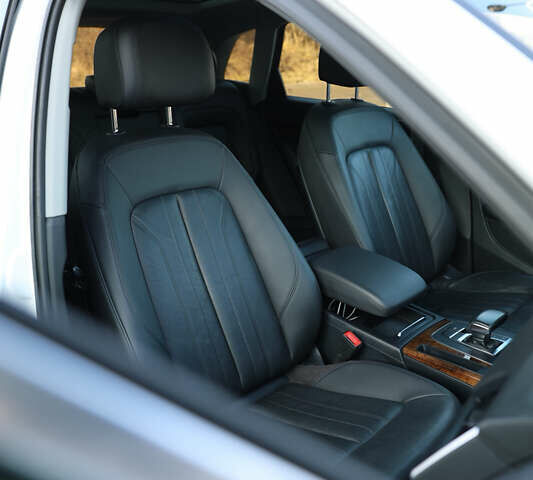 Белый Ауди Ку 5, объемом двигателя 1.98 л и пробегом 107 тыс. км за 29500 $, фото 20 на Automoto.ua