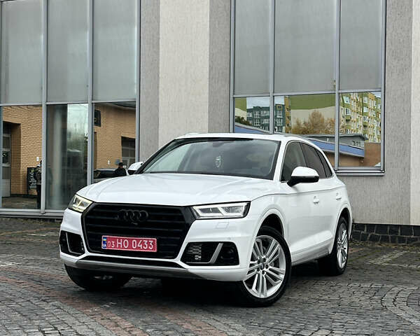 Белый Ауди Ку 5, объемом двигателя 1.98 л и пробегом 74 тыс. км за 26500 $, фото 1 на Automoto.ua