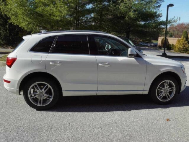 Белый Ауди Ку 5, объемом двигателя 2 л и пробегом 63 тыс. км за 14500 $, фото 3 на Automoto.ua