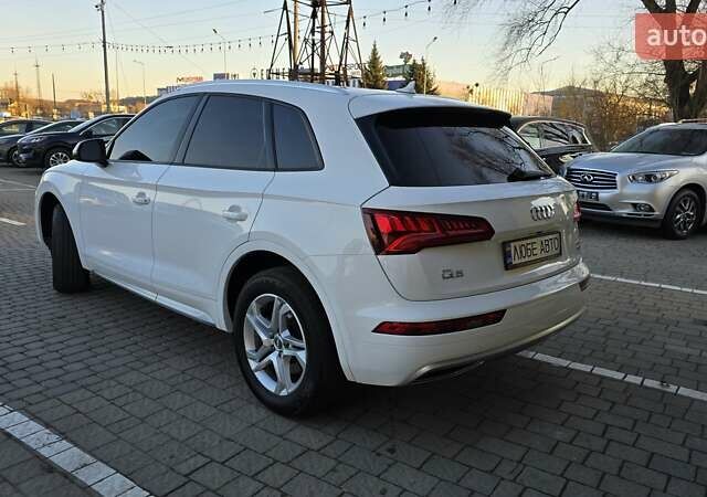 Белый Ауди Ку 5, объемом двигателя 1.98 л и пробегом 259 тыс. км за 19000 $, фото 4 на Automoto.ua